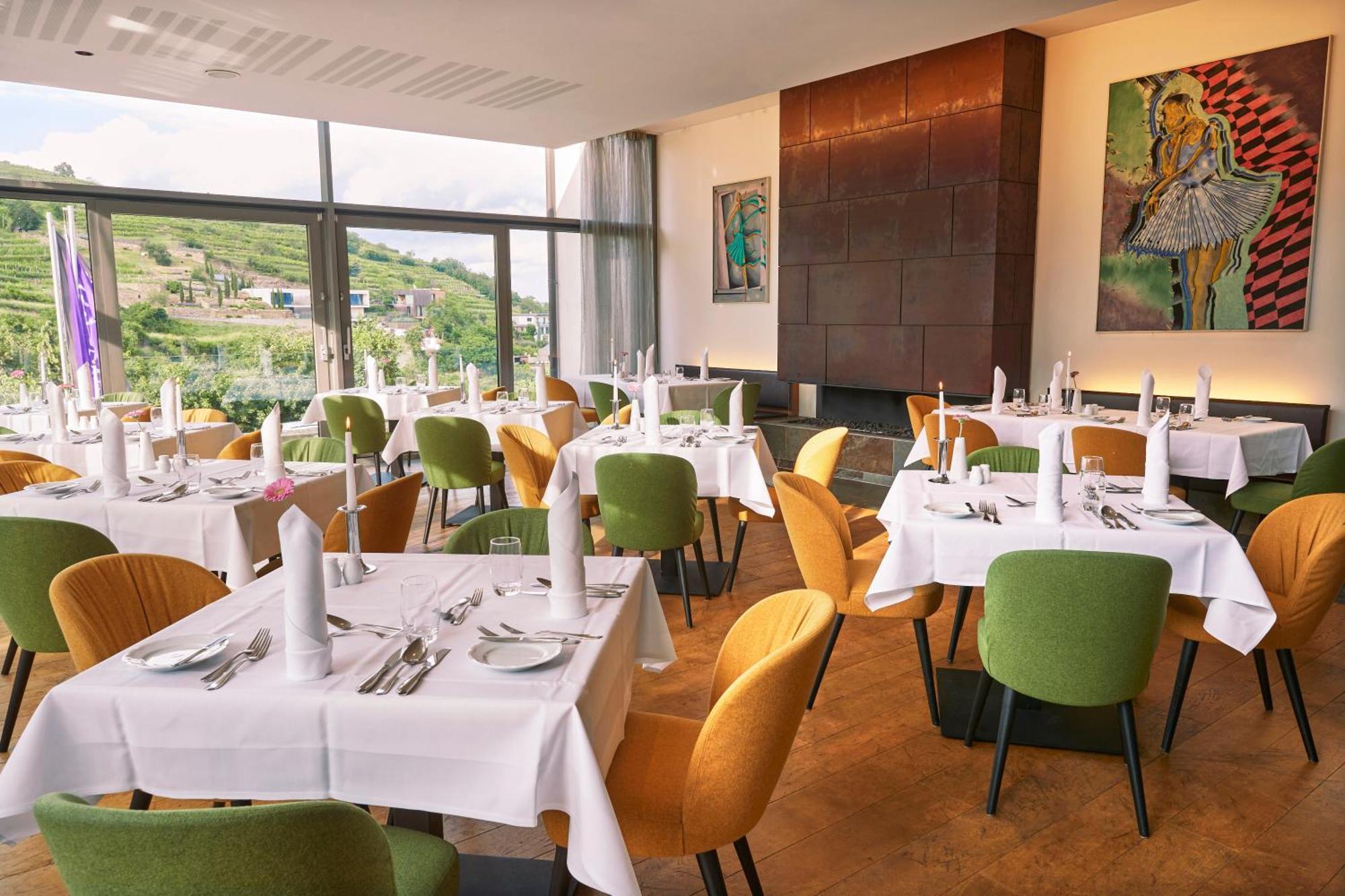 Steigenberger Hotel & Spa Krems Exteriör bild