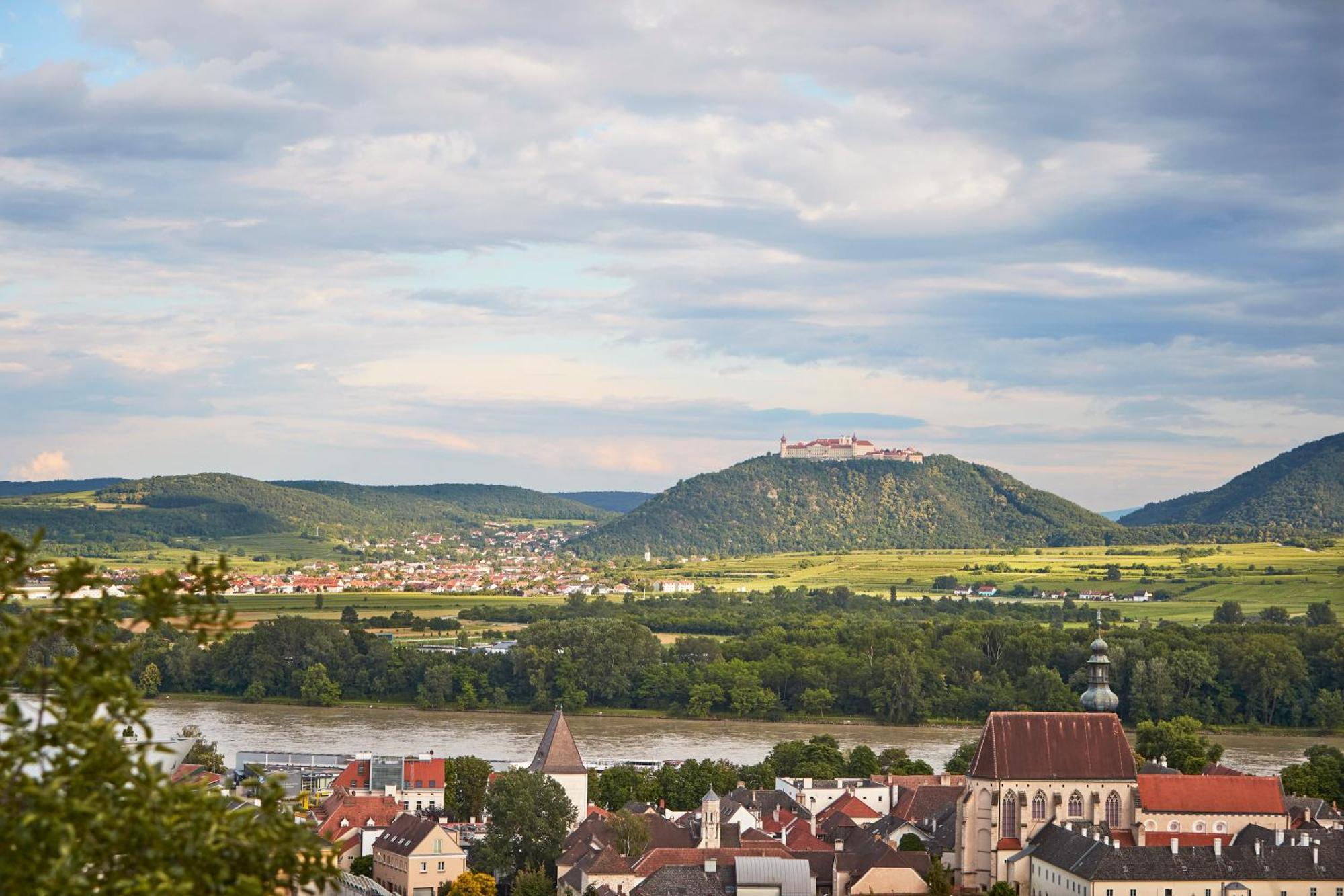 Steigenberger Hotel & Spa Krems Exteriör bild